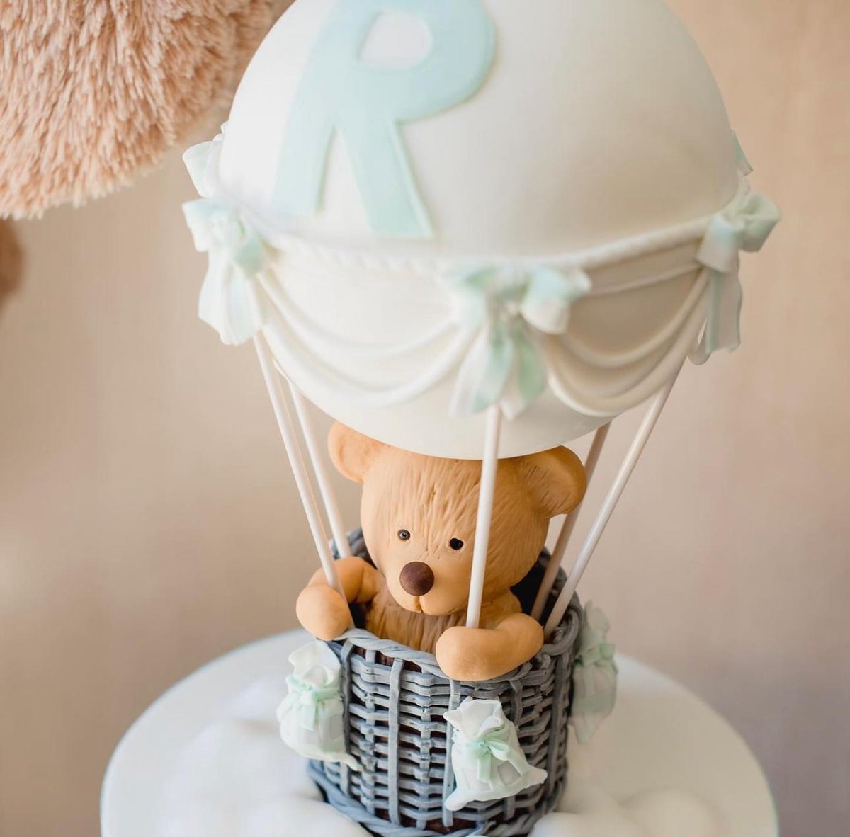 Baptizado Rodrigo · bolo balão